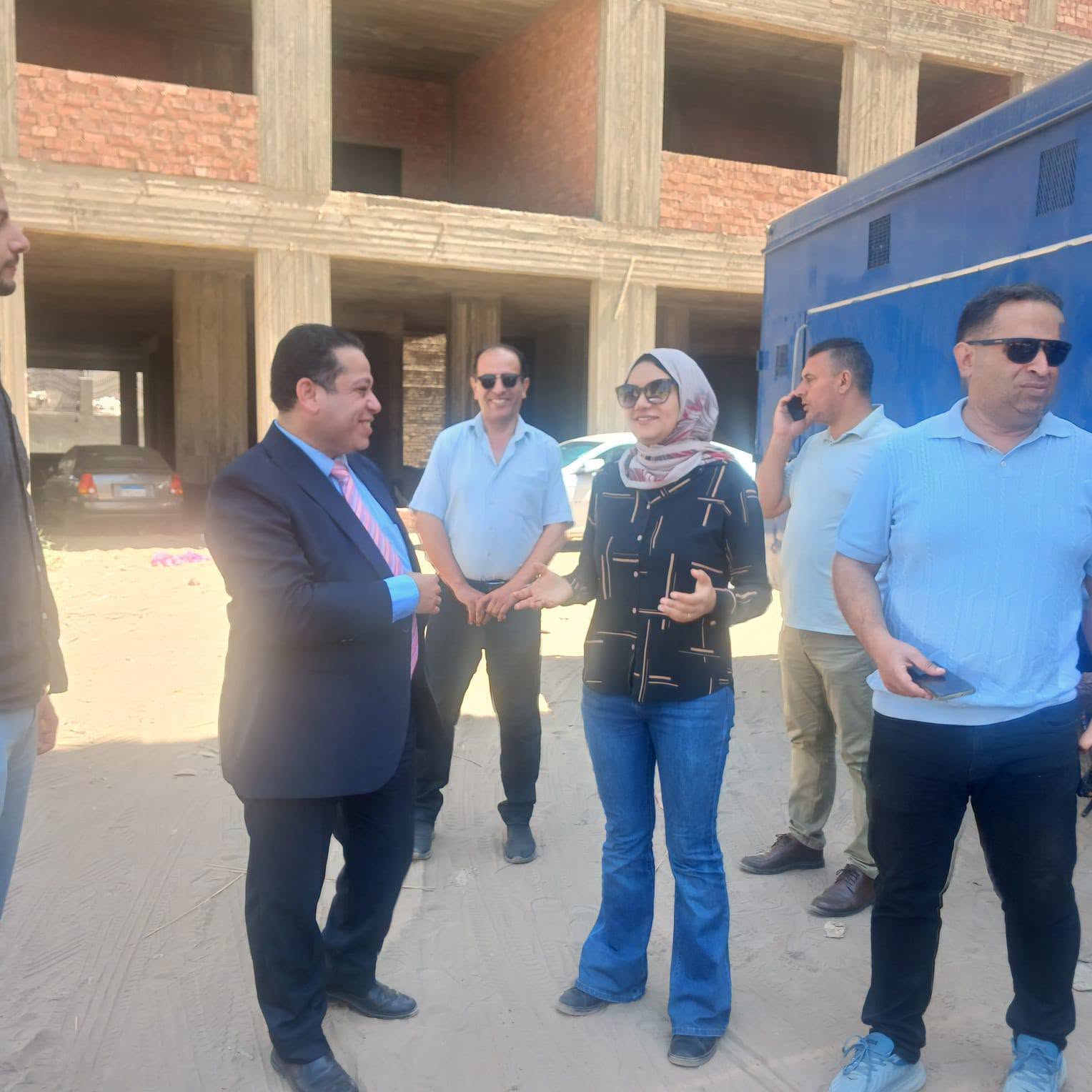 لتعزيز المنظومة الطبية.. نائب محافظ القليوبية تتفق